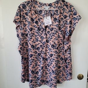 Liz Claiborne cap sleeve pullover